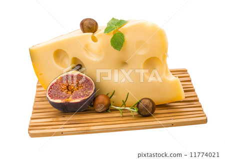Maasdam cheese with fig 11774021