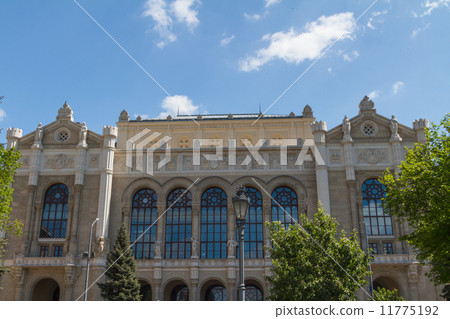 view of landmarks in Budapest 11775192
