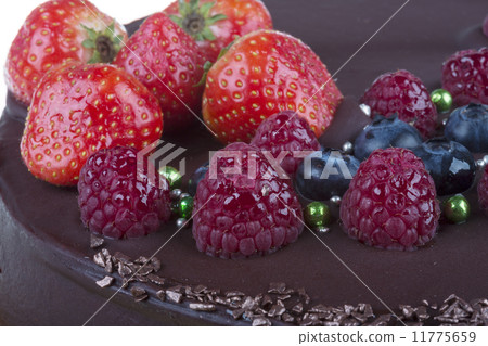 chocolate mousse cake 11775659