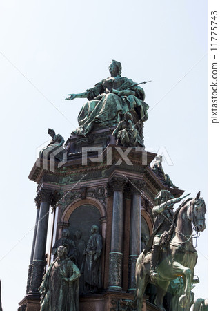 Maria Theresia Monument, in Vienna 11775743