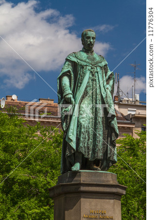 view of landmarks in Budapest view of landmarks in Budapest 11776304