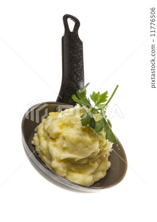 mashed potatoes in roasted pan 11776506