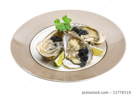 Oysters with black cavair Oysters with black cavair 11776519