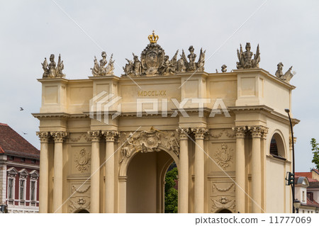 Brandenburg Gate from Potsdam, Berlin, Germany Brandenburg Gate from Potsdam, Berlin, Germany 11777069