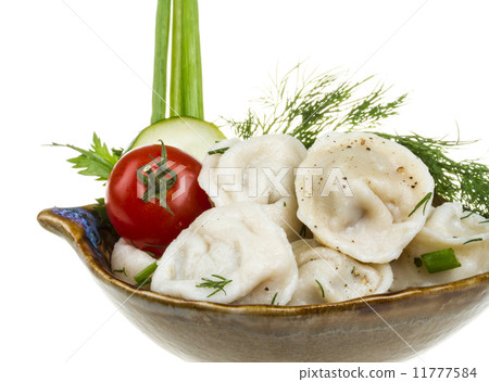 Bowl with traditional russian dish - pelmeni 11777584