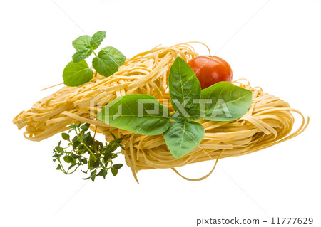 Egg noodle 11777629