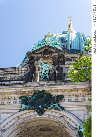 Berlin Cathedral (Berliner Dom) 11777811