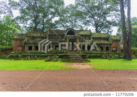 Angkor Wat complex Angkor Wat complex 11779206