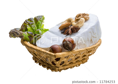 Fresh soft brie cheese Fresh soft brie cheese 11784253