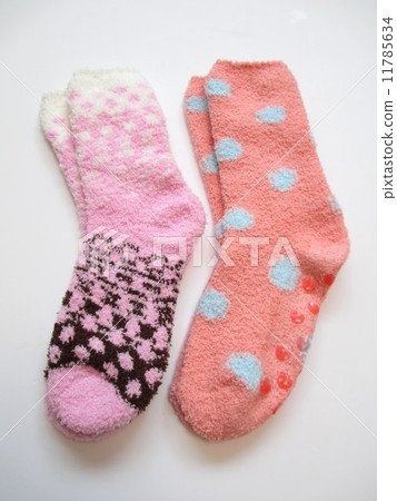 Was there fluffy socks? 11785634