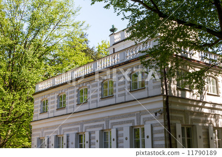 The Lazienki palace in Lazienki Park, Warsaw. Lazienki Krolewski 11790189