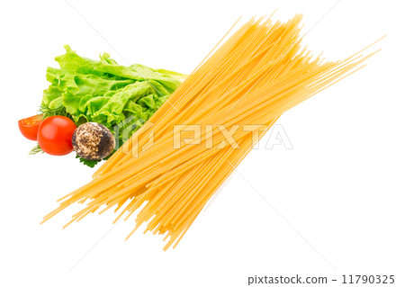 Raw spaghetti 11790325