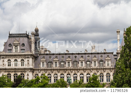 Historic building in Paris France 11790326