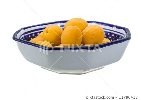 Yellow ripe apricots Yellow ripe apricots 11790418
