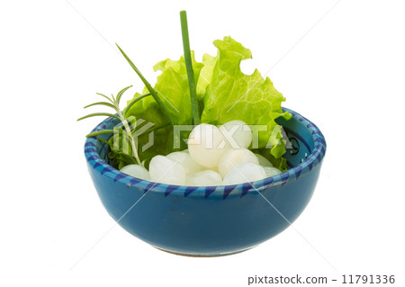 Small marinated onion Small marinated onion 11791336