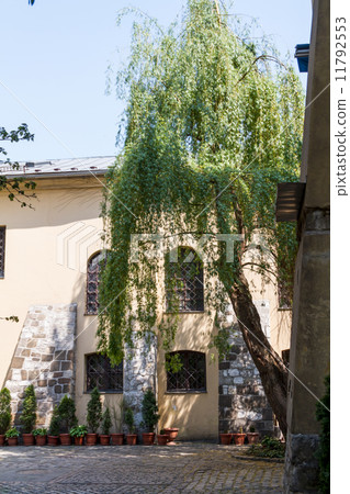 Krakow - a unique architecture in the old Jewish district of Kaz Krakow - a unique architecture in the old Jewish district of Kaz 11792553