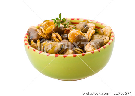 Broad beans 11793574