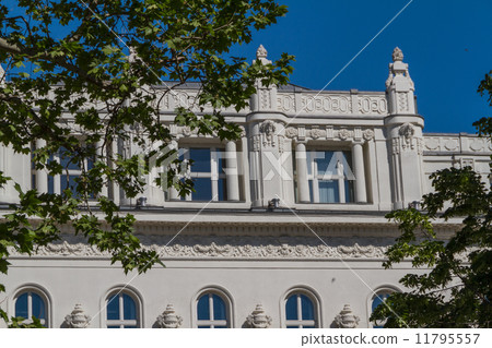 typical buildings 19th-century in Buda Castle district of Budape typical buildings 19th-century in Buda Castle district of Budape 11795557