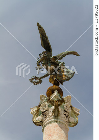 Great church in center of Rome, Italy. Great church in center of Rome, Italy. 11795622