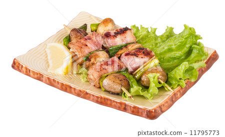 Bacon wrapped grilled Scallops with mushrooms and bacon 11795773