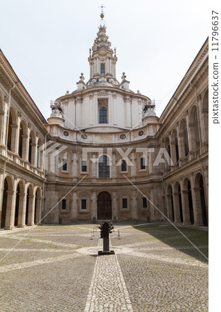 Great church in center of Rome, Italy. Great church in center of Rome, Italy. 11796637