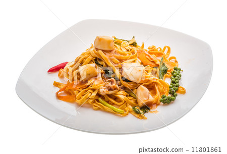 Fried noodles with calamari Fried noodles with calamari 11801861