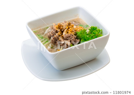 Thai soup with minced meat 11801974