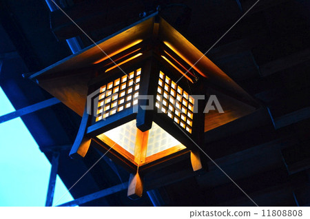 Wooden lantern (Suwa Taisha / Nagasaki-shi Kamisaiyama-cho 18-15) Wooden lantern (Suwa Taisha / Nagasaki-shi Kamisaiyama-cho 18-15) 11808808