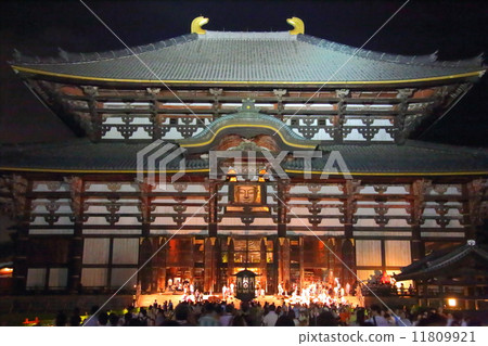 Todaiji Temple Great Buddha statue light up 11809921
