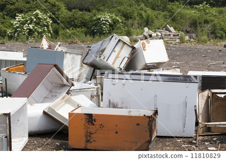 Appliances at the landfill Appliances at the landfill 11810829