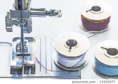 sewing machine with spools sewing machine with spools 11820875