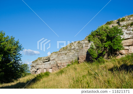 Limestone Cliffs 11821371