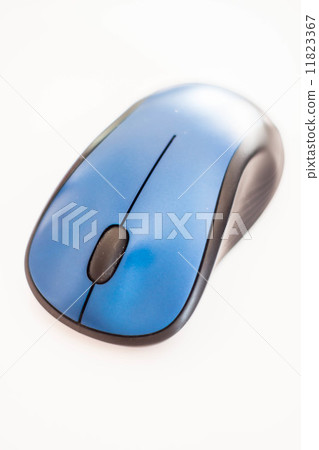 Blue wireless mouse isolated on white background 11823367