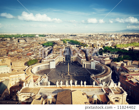 Vatican square of saint Peter Vatican square of saint Peter 11824402