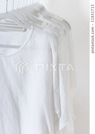 White clothes White linen hemp hanger White clothes White linen hemp hanger 11831713