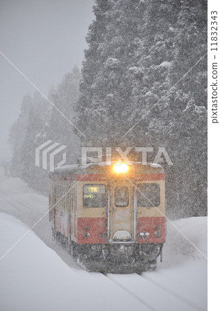 Winter local line 2 Winter local line 2 11832343