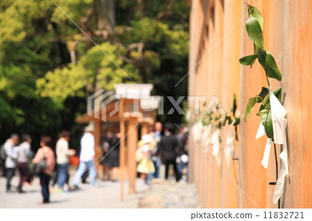 三重伊勢神社的May Sakaki·Shoguro先生 三重伊勢神社的May Sakaki·Shoguro先生 11832721