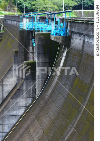 天上的大壩 11836094