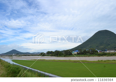 Iino Mountain Iino Mountain 11836564