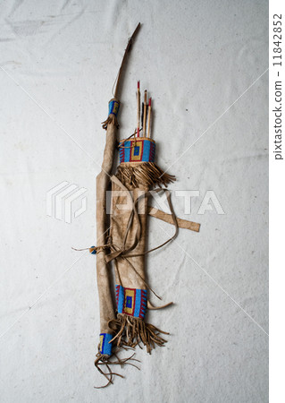 american indian historical museum culture object longbow american indian historical museum culture object longbow 11842852
