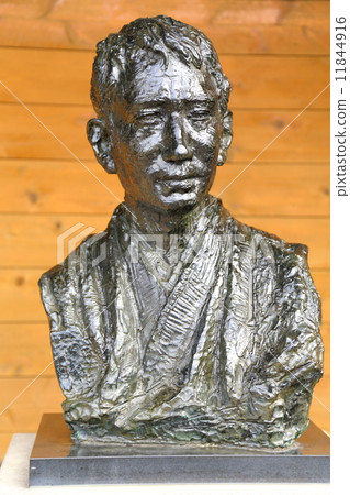 Osamu Dassay 11844916