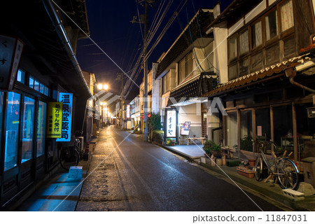 Yuizizu hot spring in the evening 11847031