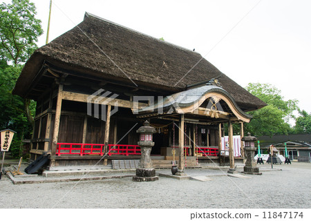 Aoi Aso Shrine's main hall 11847174
