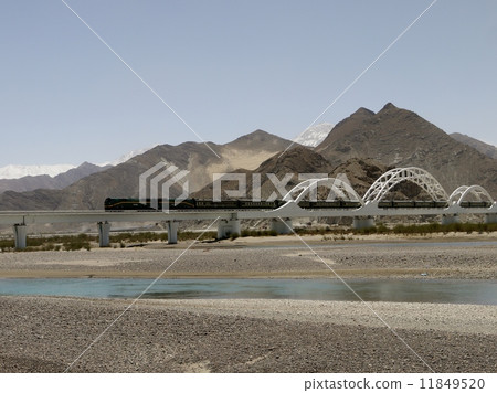 The Qinghai Tibet railway train crossing the Lhasa River The Qinghai Tibet railway train crossing the Lhasa River 11849520