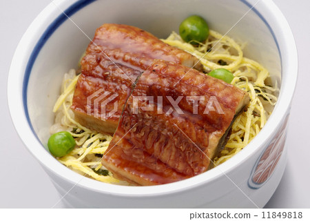 Hitsumabushi 在一個小碗裡 11849818