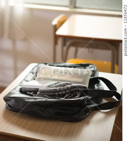 Classroom  11850472