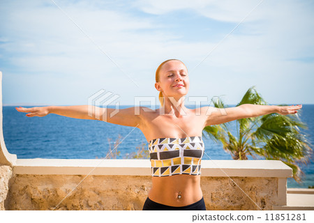 Beautiful woman practicing yoga 11851281
