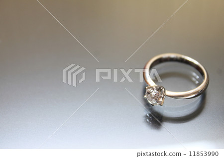 一枚戒指 11853990