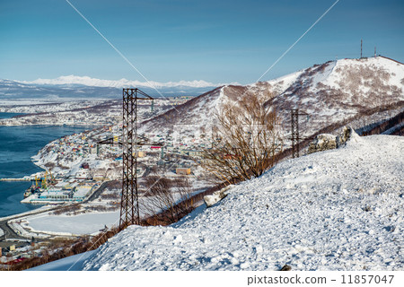 View of seaport 11857047