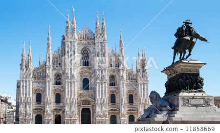 Duomo Cathedral in Milan, Italy 4 11858669